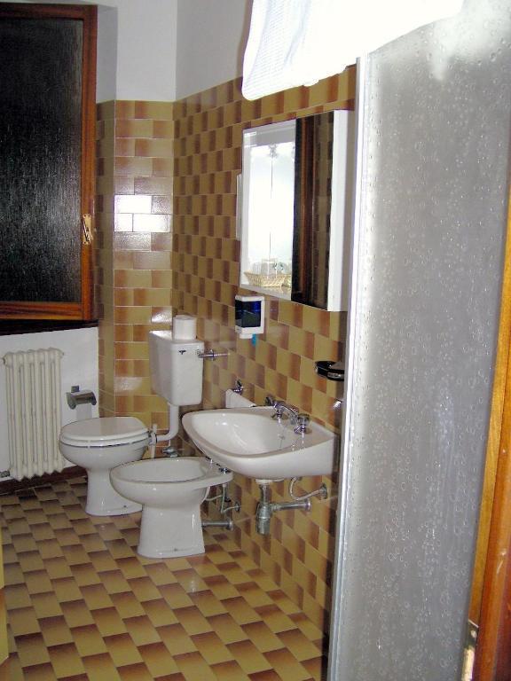 Lago Maggiore Lesa Room photo