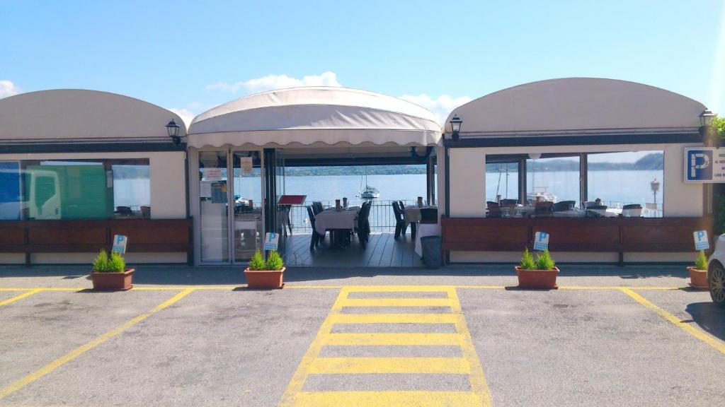Lago Maggiore Lesa Exterior photo